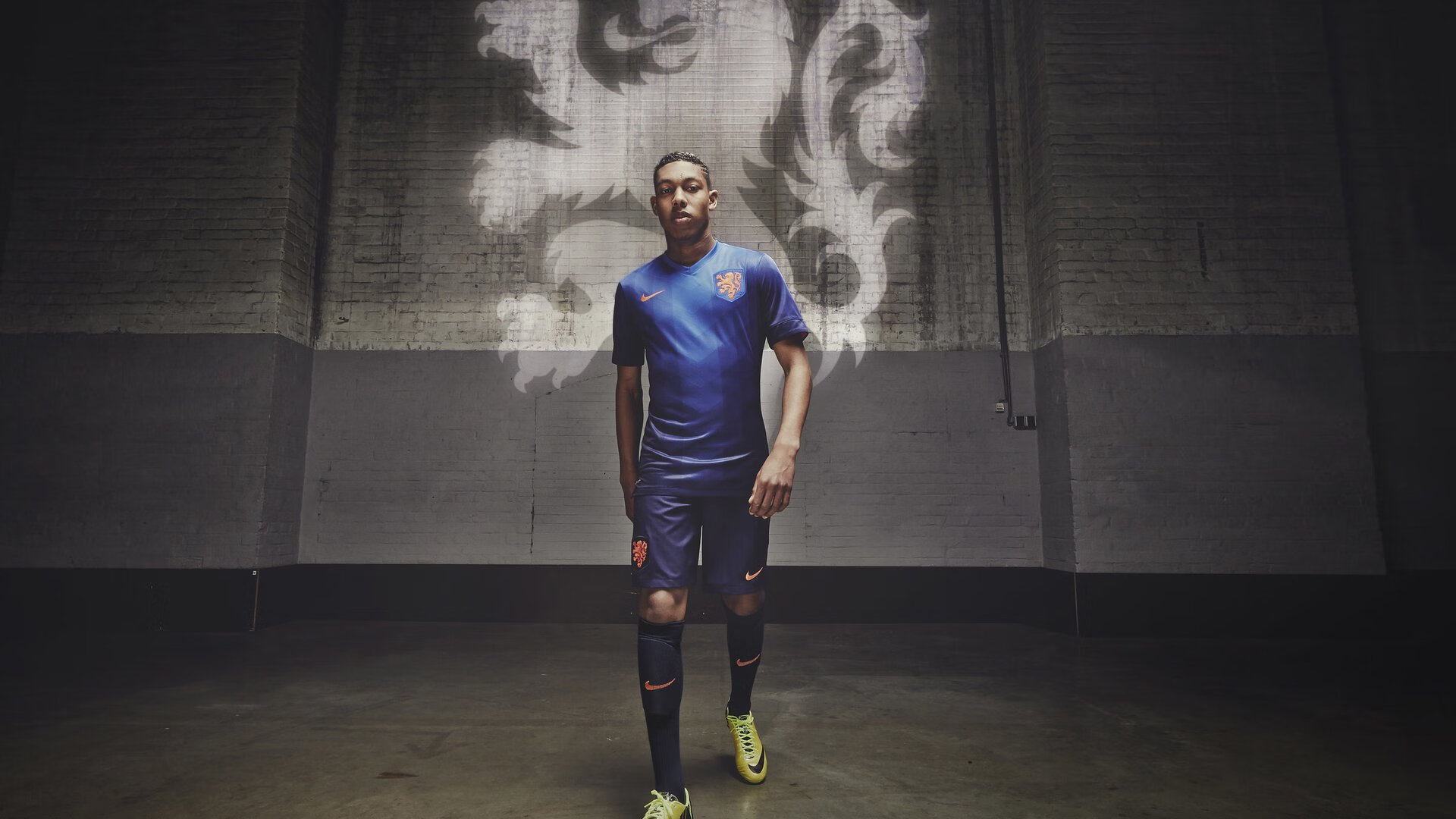 kaiyun开云·官方网站-独立队战术调整见成效，《独立纵队》